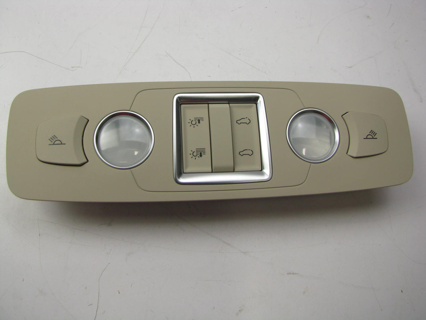 NEW - OEM VW Audi 4L0947112EU57 Interior Dome Light 2007-2015 Q7