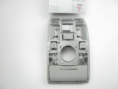 NEW GENUINE OEM AUDI SILVER Map Dome Reading Light Lamp Console 2007-2008 A6, S6