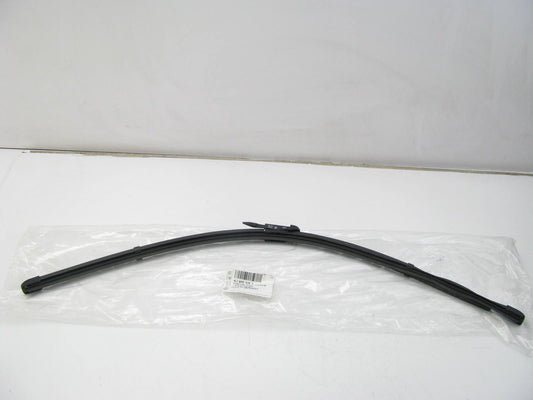 NEW GENUINE OEM Vw Audi 4L1955426A FRONT RIGHT Windshield Wiper Blade