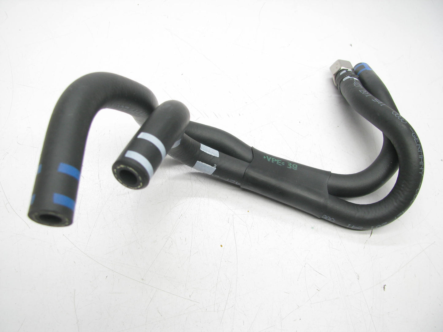 NOS OEM Audi Fuel Return And Feed Line 4Z7201214A