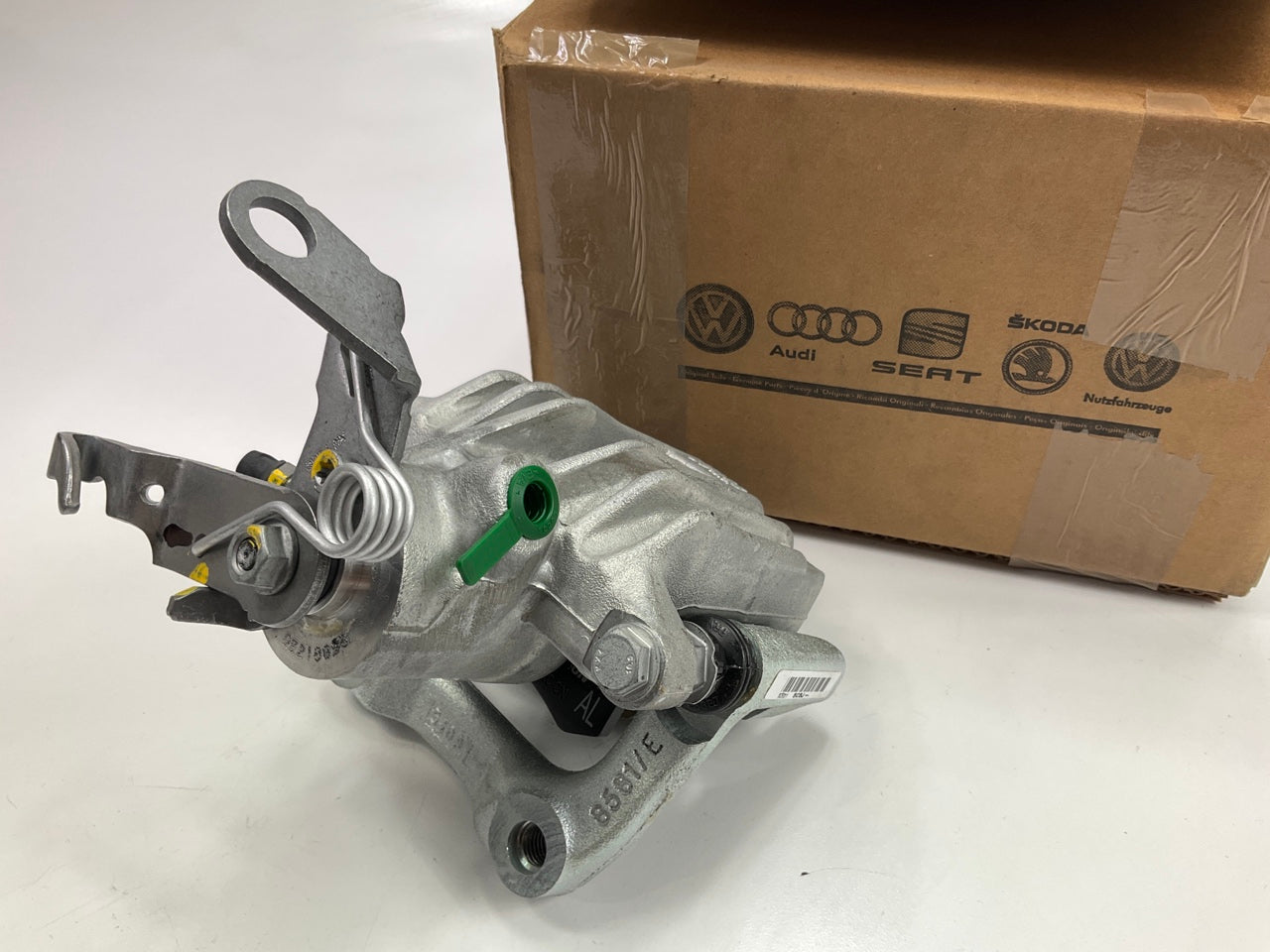 NEW - OEM VW Audi 5C0615405J Rear Left Disc Brake Caliper