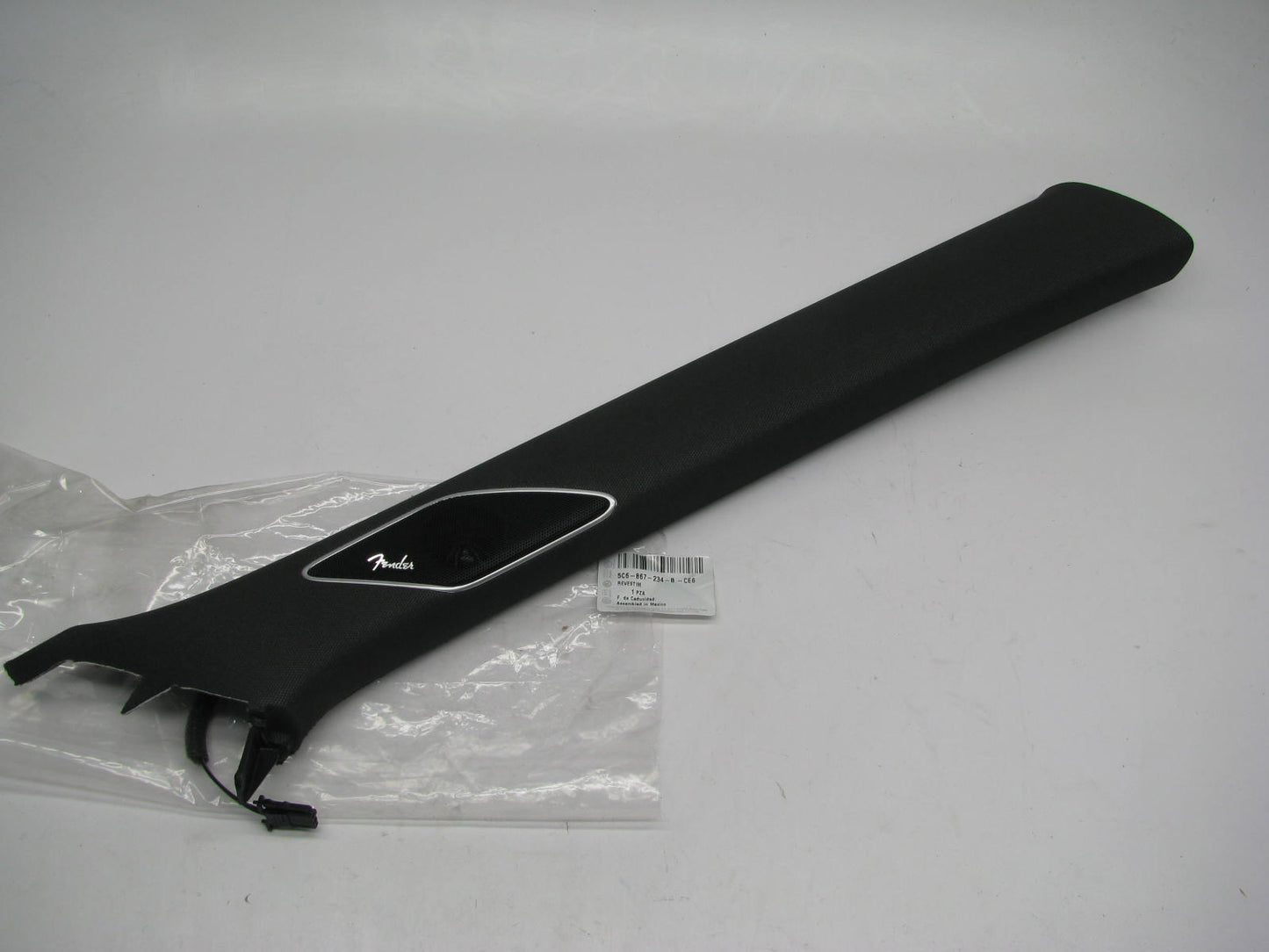 NEW OEM Front Right Upper Pillar Trim W/ Speaker 5C6867234BCE6 11-13 VW Jetta