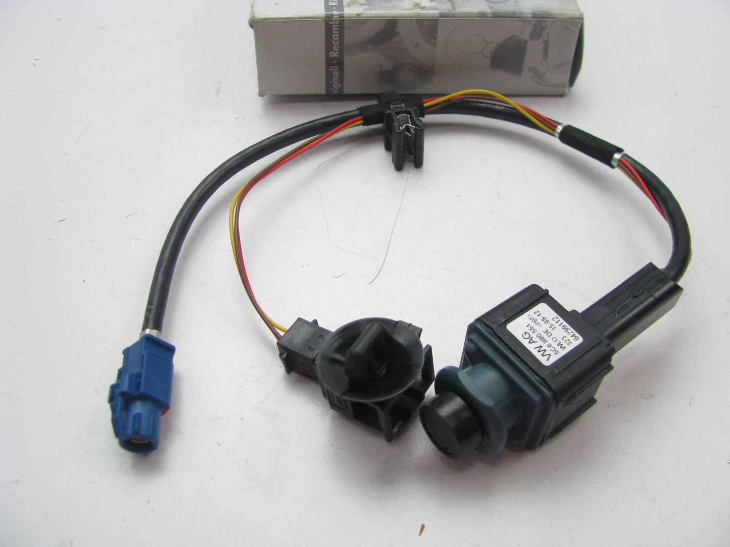 NEW - OEM VW Audi 5C6980551 Rear View Camera 2012-2014 Jetta