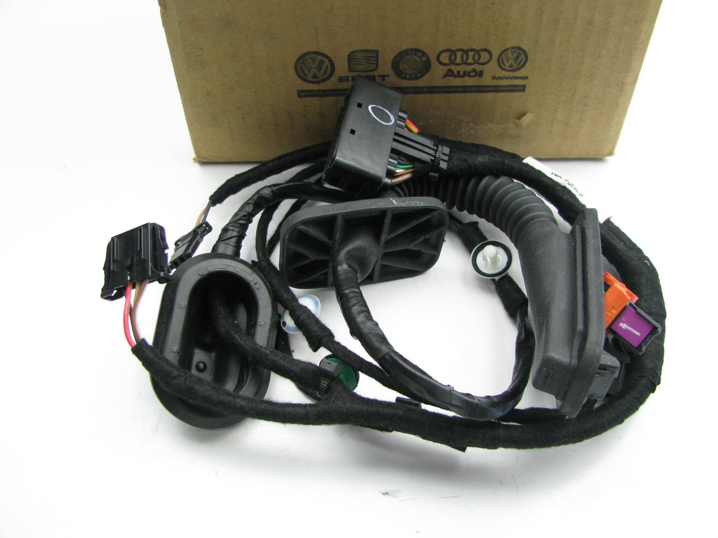 New OEM Rear Left Side Door Wire Harness Loom 11-12 Volkswagen Jetta 5C7971693F