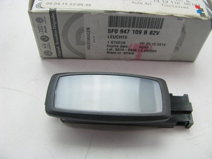 NEW GENUINE Interior Sun Visor Vanity Light Lamp OEM VW 5F0947109B82V