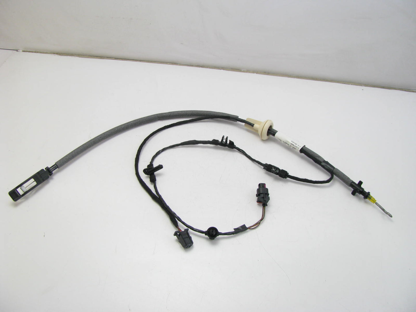 NEW - OEM VW Audi 5G3837085C Front Left Door Lock Cable 2015-2016 Golf & GTI