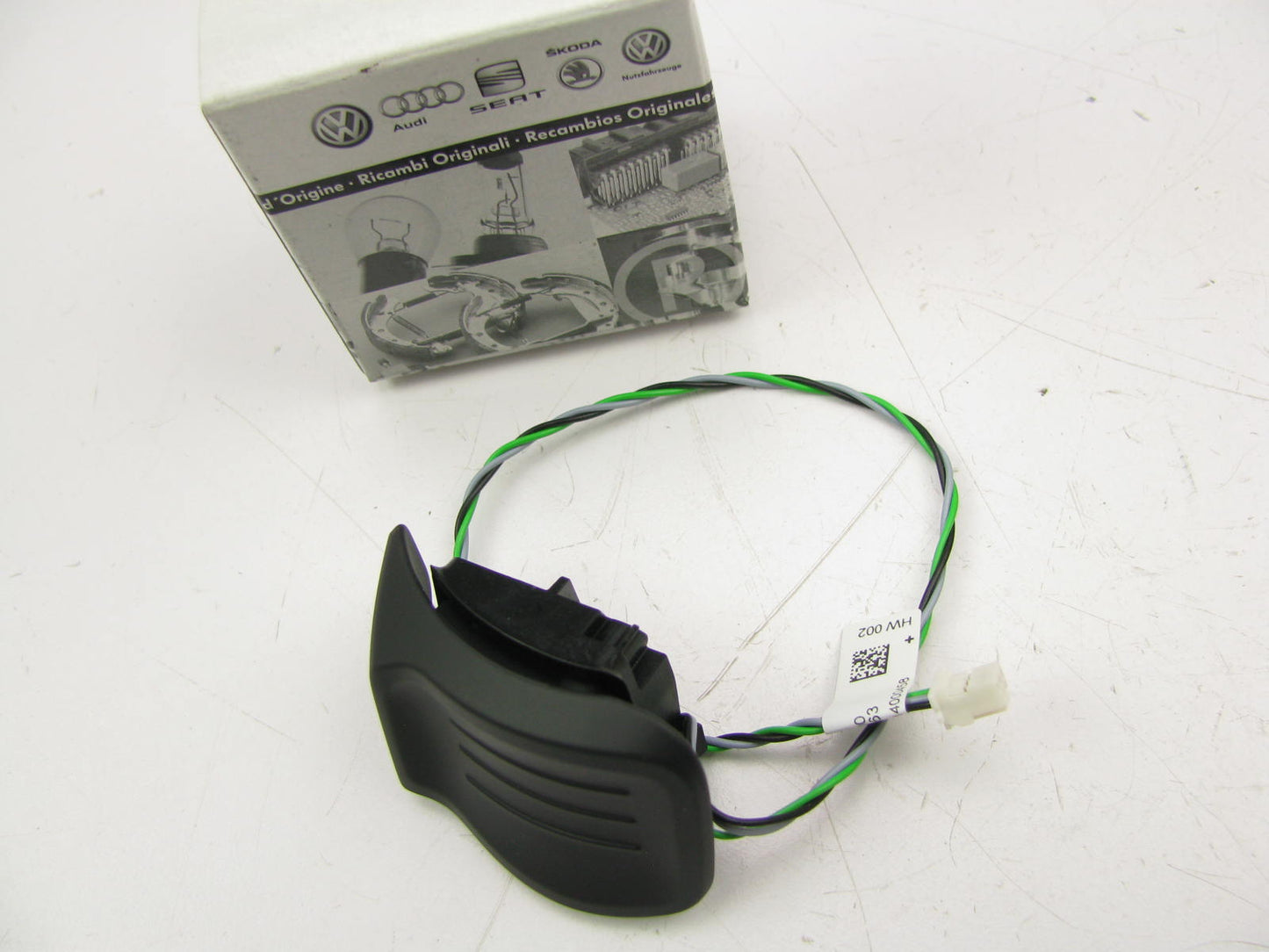 NEW - OEM VW Audi 5K0951528A 1QB Right Steering Shift Control Switch