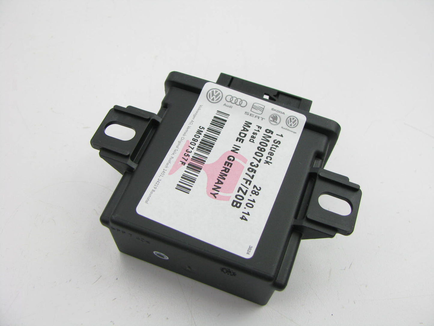 NEW - OEM 5M0907357F-Z0B Headlamp Control Module For 2013-2017 Volkswagen CC