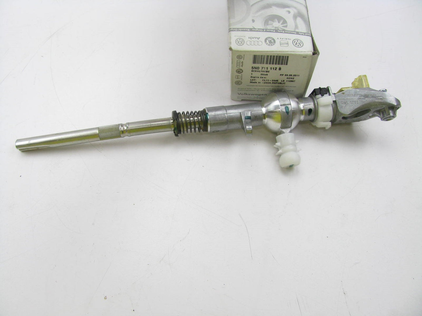 NEW - OEM VW Audi 5N0711112B 6-Speed Manual Transmission Shifter 2010-19 Tiguan