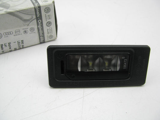 NEW GENUINE OEM Vw Audi 5N0943021A License Plate Light Lamp