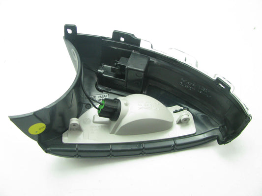 NEW GENUINE Side Mirror Turn Signal Light Lamp Right Passengers OEM 07-11 Tiguan