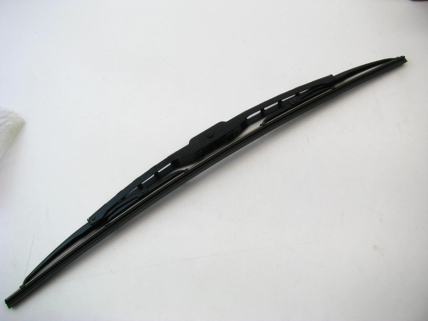 New OEM Right Passenger Side Windshield Wiper Blade For 99-12 Golf, Jetta