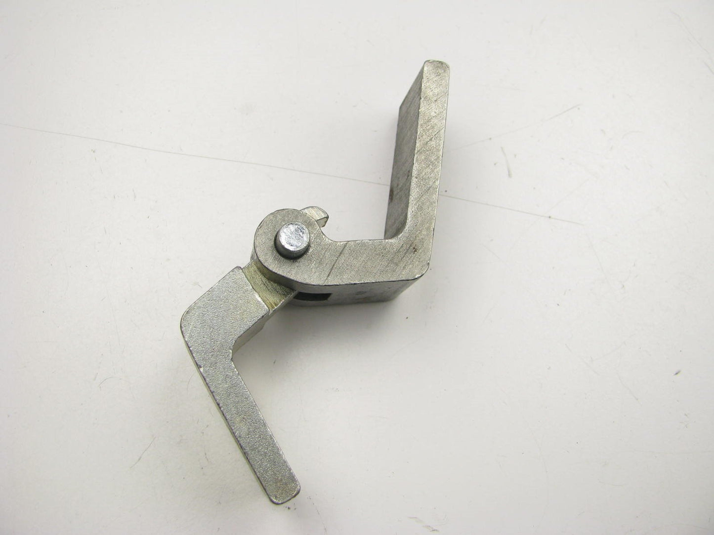 NEW GENUINE FRONT Door Hinge OEM For 1999-2003 Vw EuroVan 701831401