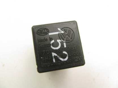New Genuine OEM Heater Sender Control Relay For 1992-96 Volkswagen EuroVan No152