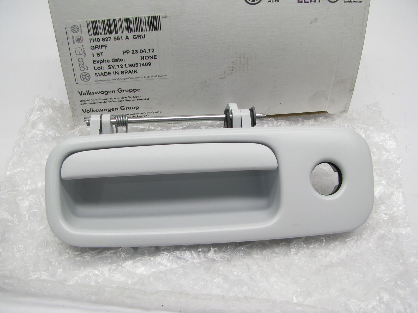 NEW GENUINE VW TRANSPORTER Minibus T5 Rear Lid Primed Handle 7H0827561A-GRU