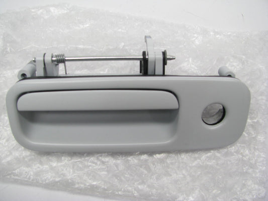 NEW GENUINE VW TRANSPORTER Minibus T5 Rear Lid Primed Handle 7H0827561A-GRU