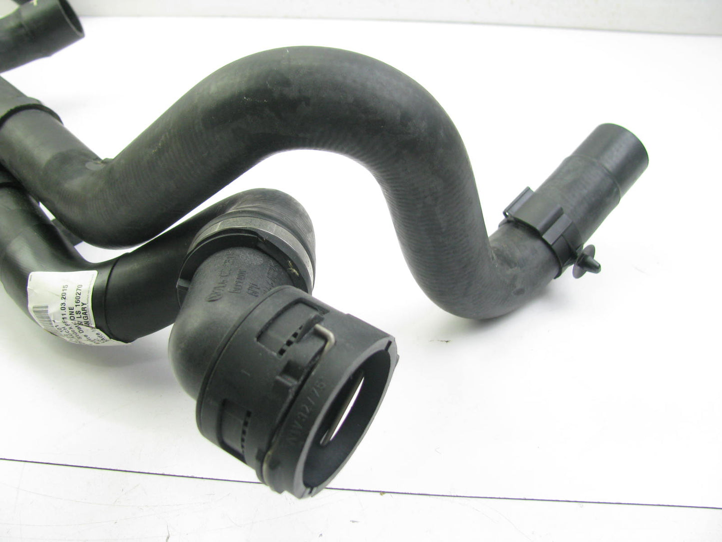 NEW - OEM VW Audi 7L0-122-101-J Upper Radiator Coolant Hose 2007-08 Touareg 3.6L