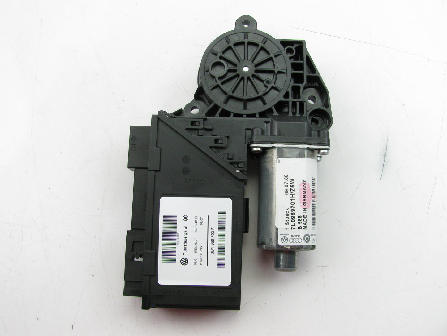 OEM Front Left Drivers Side Power Window Motor 7L0959701HZ5W For 2006 VW Touareg