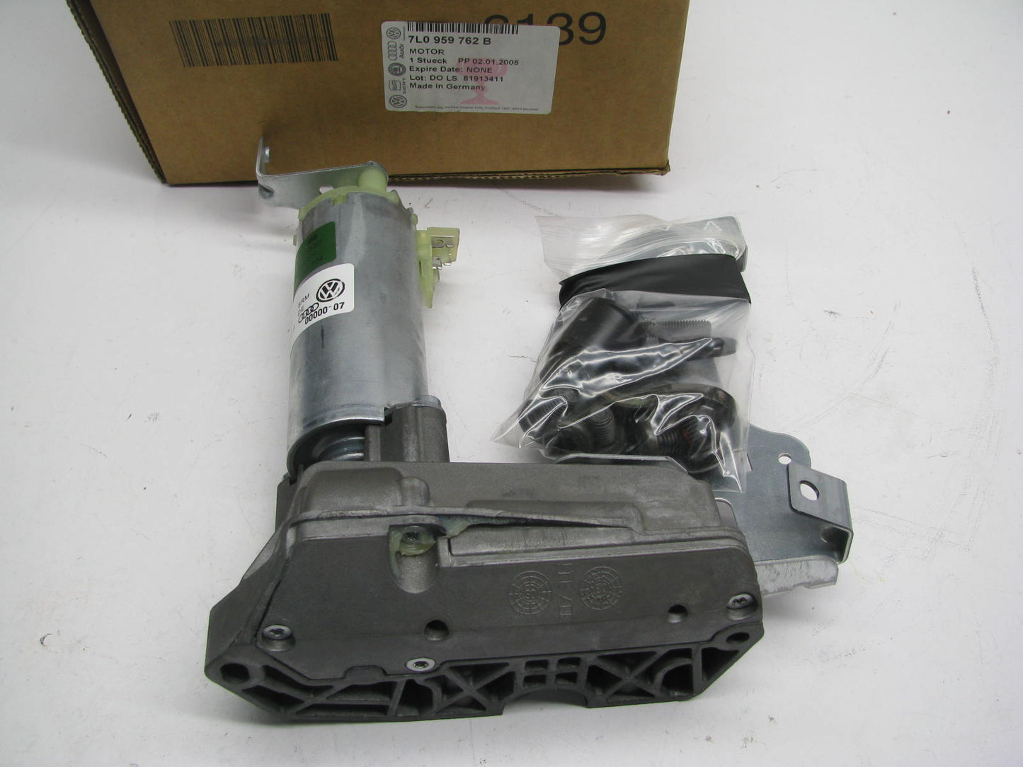 NEW OEM Front Right Seat Tilt Rake Adjustment Motor 7L0959762B