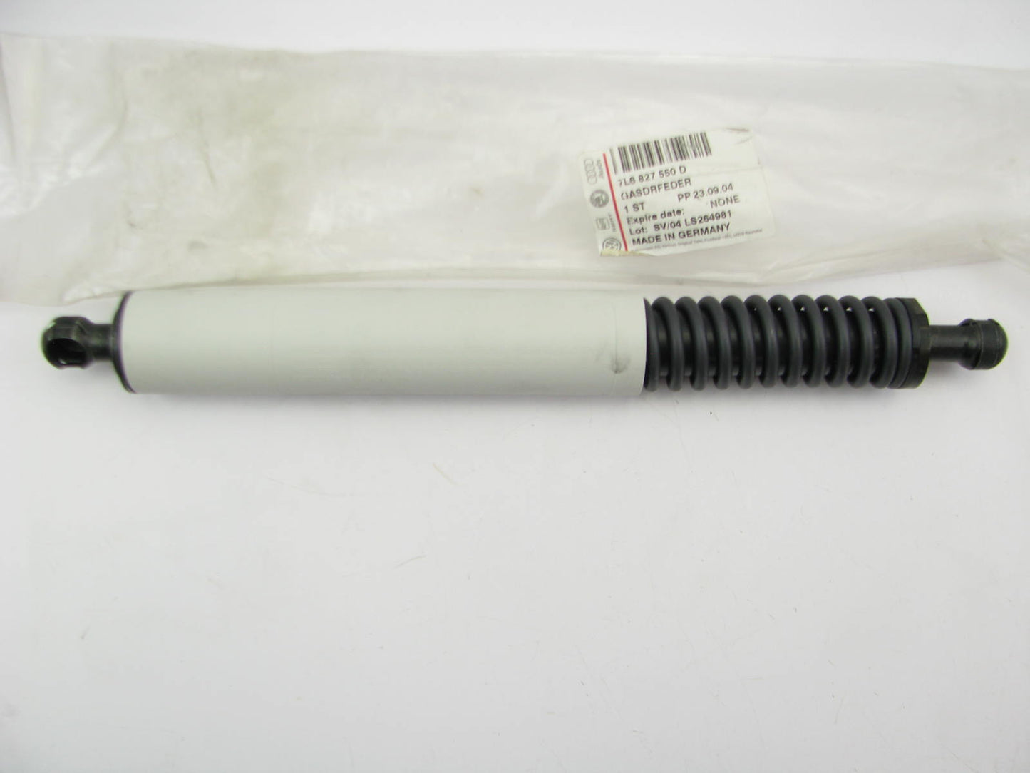 NEW - OEM VW 7L6827550D Tailgate Lift Support Shock Strut 2004-2006 VW Touareg