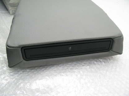 NEW OEM Rear Seat Armrest 7L6885875BK-6P3 Genuine OEM For 2005-2010 VW Touareg