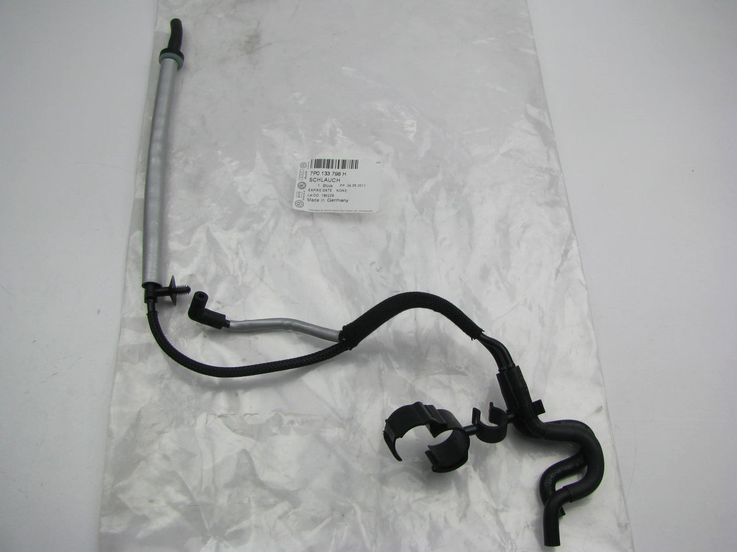 NEW - OEM Genuine Vacuum Hose Line Tube For 13-16 VW Touareg 3.0L V6 TDI DIESEL