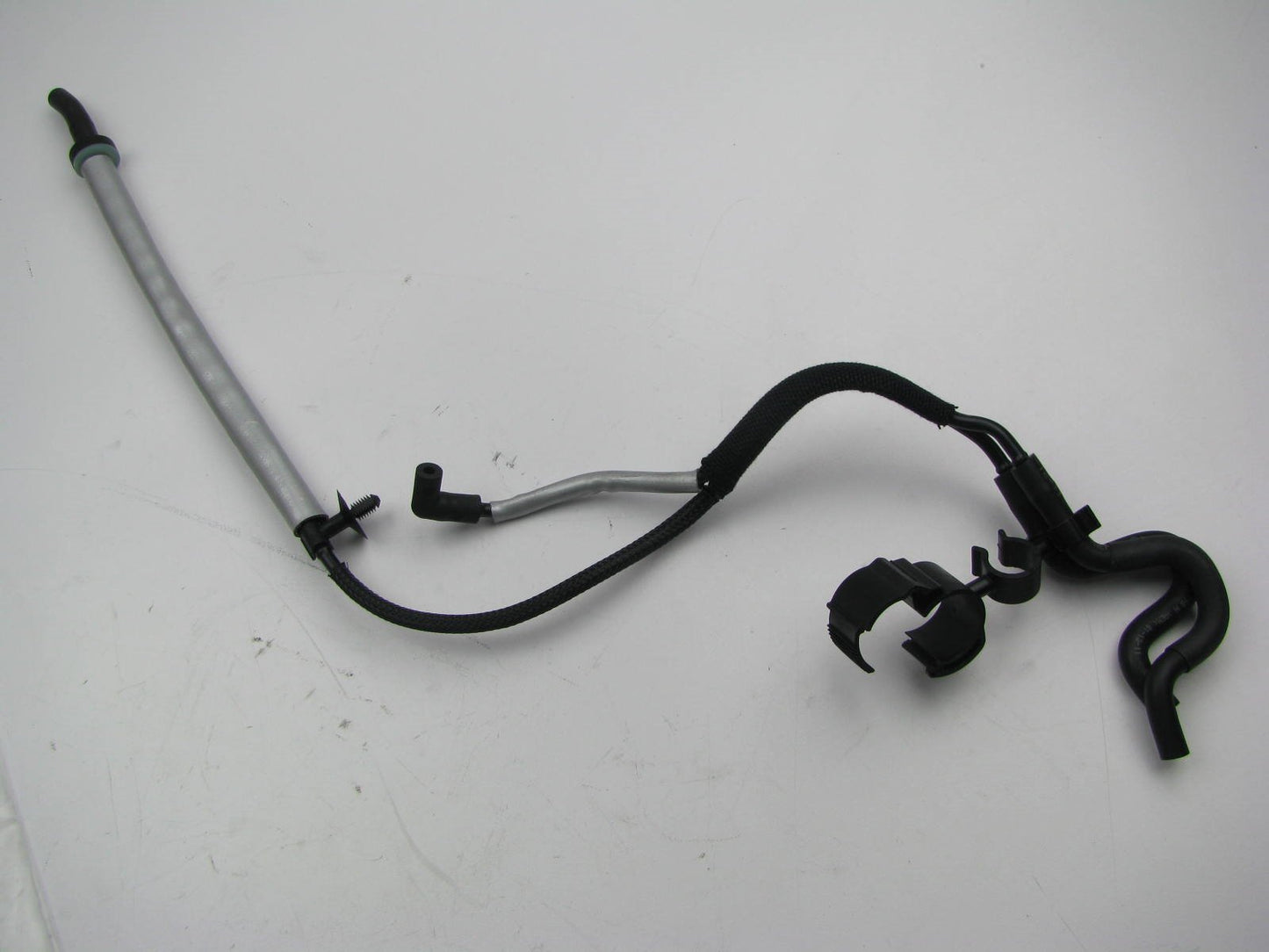 NEW - OEM Genuine Vacuum Hose Line Tube For 13-16 VW Touareg 3.0L V6 TDI DIESEL