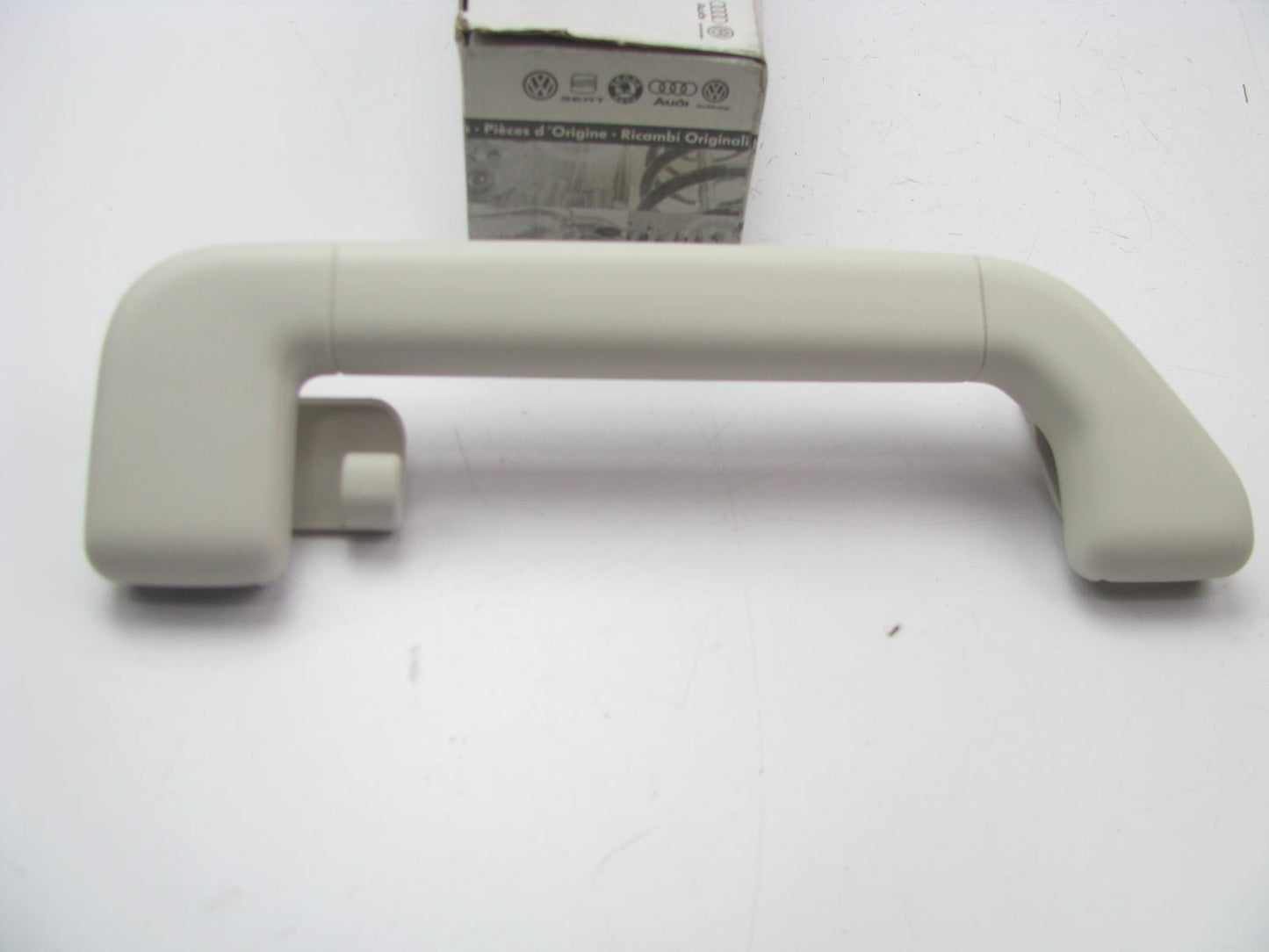 New Genuine OEM Front Right Roof Assist Grab Handle OEM For VW Touareg 2015-17