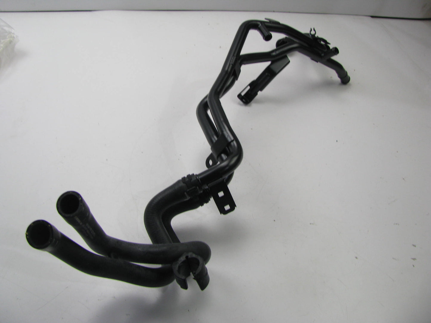 NEW OEM VW 7P6121070BM Water Supply Coolant Hose For 10-18 VW Passat DIESEL 3.0L