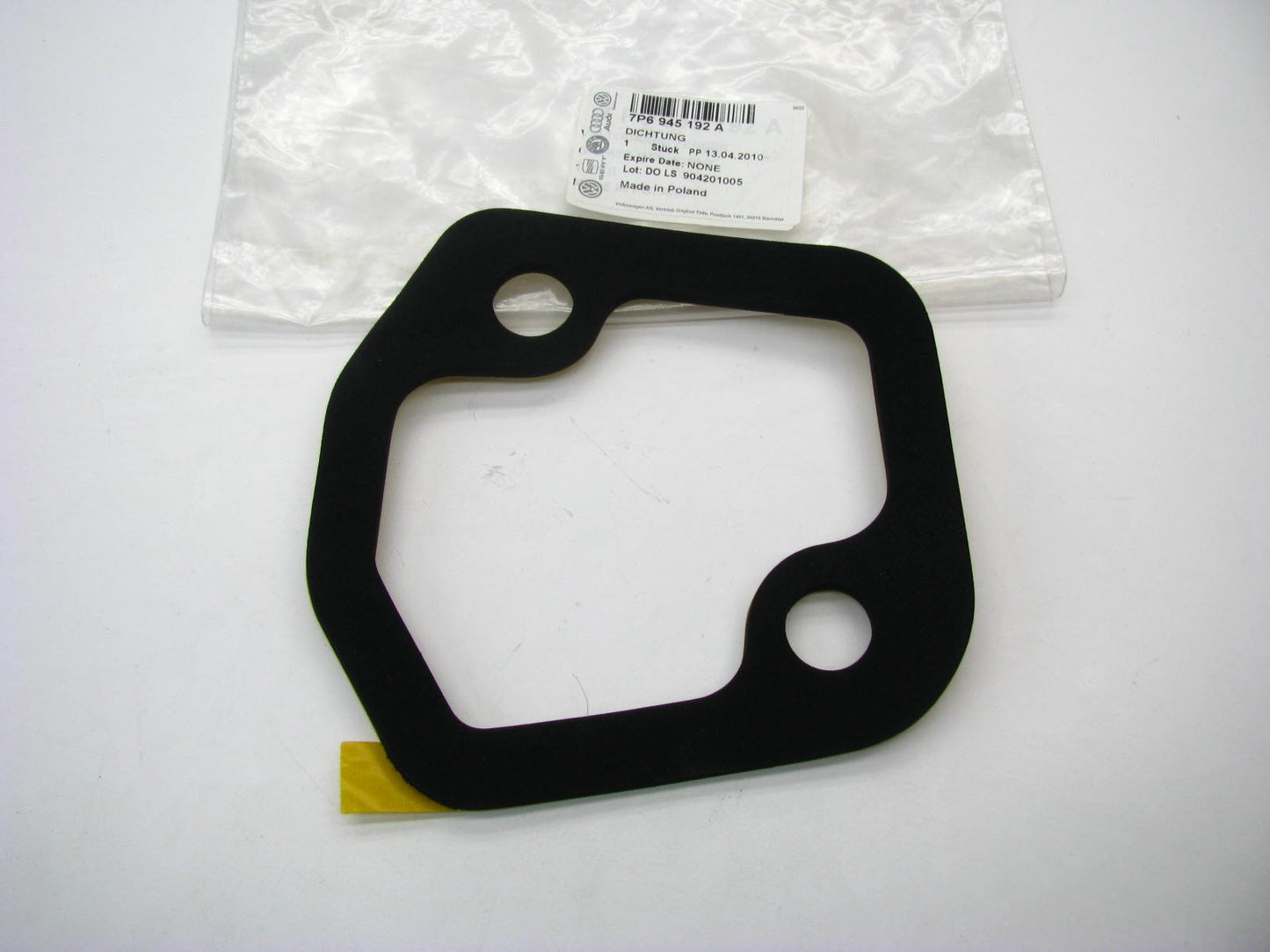 NEW - OEM Right Side Taillamp Light Gasket Seal 2011-2014 VW Touareg 7P6945192A
