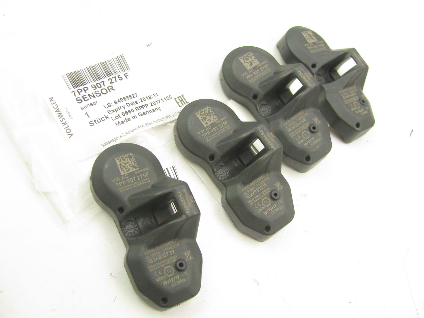 (4) NEW - OEM VW Audi 7PP907275F TPMS Tire Pressure Monitor Sensors - SET OF 4
