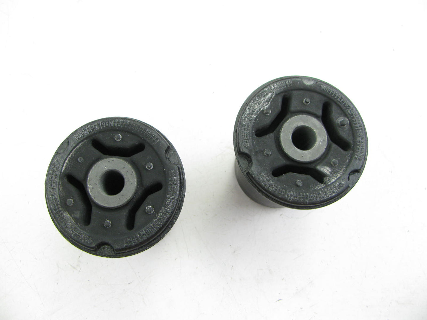 (2) PCS New Genuine OEM Rear Axle Beam Carrier Bushing Audi 90 1993-95 2.8L