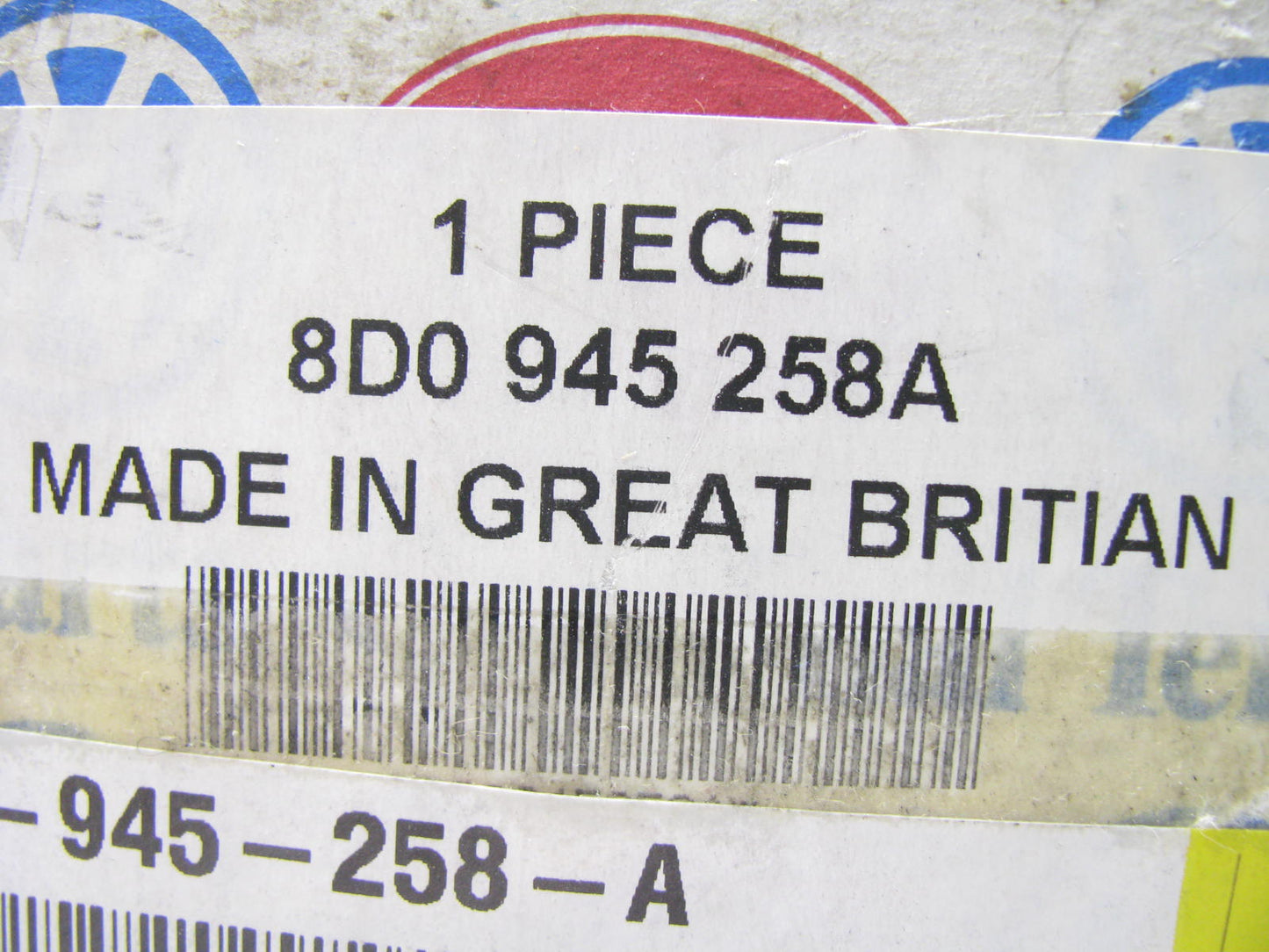 NEW GENUINE OEM 8D0945258A Right Tail Light Socket Bulb Holder 1996-1997 Audi A4