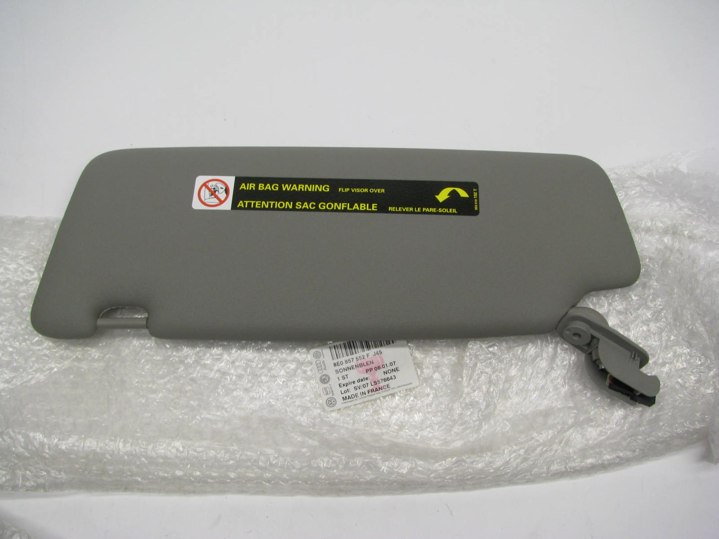 NEW OEM Right Passenger Sun Visor 8E0857552FJ45 For 2002-2005 Audi S4 / A4 GRAY