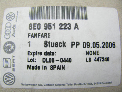 NEW GENUINE High Pitch Horn OEM For 2005-2009 Audi A4, S4 8E0951223A