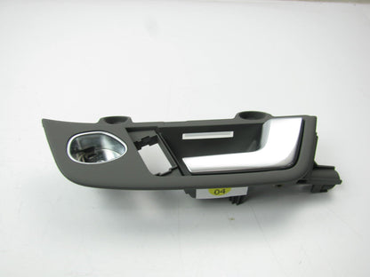 NEW - OEM GENUINE Front Right Passengers Interior Door Handle 2002-05 Audi A4