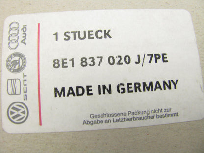 NEW - OEM VW Audi 8E1837020J-7PE Interior Door Handle - Front Right