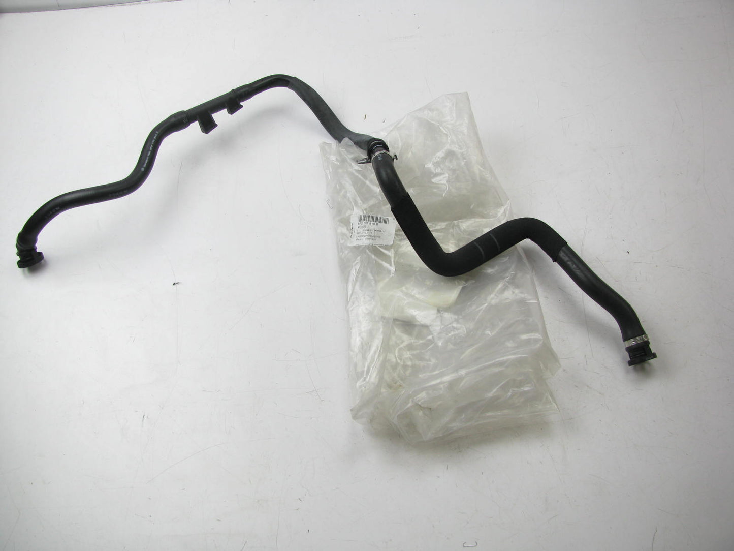 NEW Audi 8F0133818B RIGHT Secondary Air Injection Pump Hose Tube 13-15 RS5 4.2L