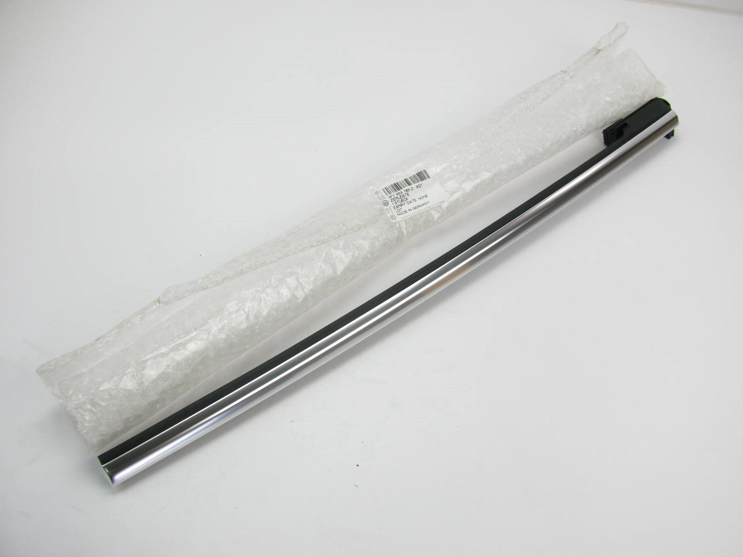 NEW FRONT LEFT Door Belt Molding Trim OEM For Audi CHROME Convertible Only
