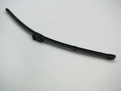 NEW GENUINE Front Right Windshield Wiper Blade OEM For 2012-15 Audi A7