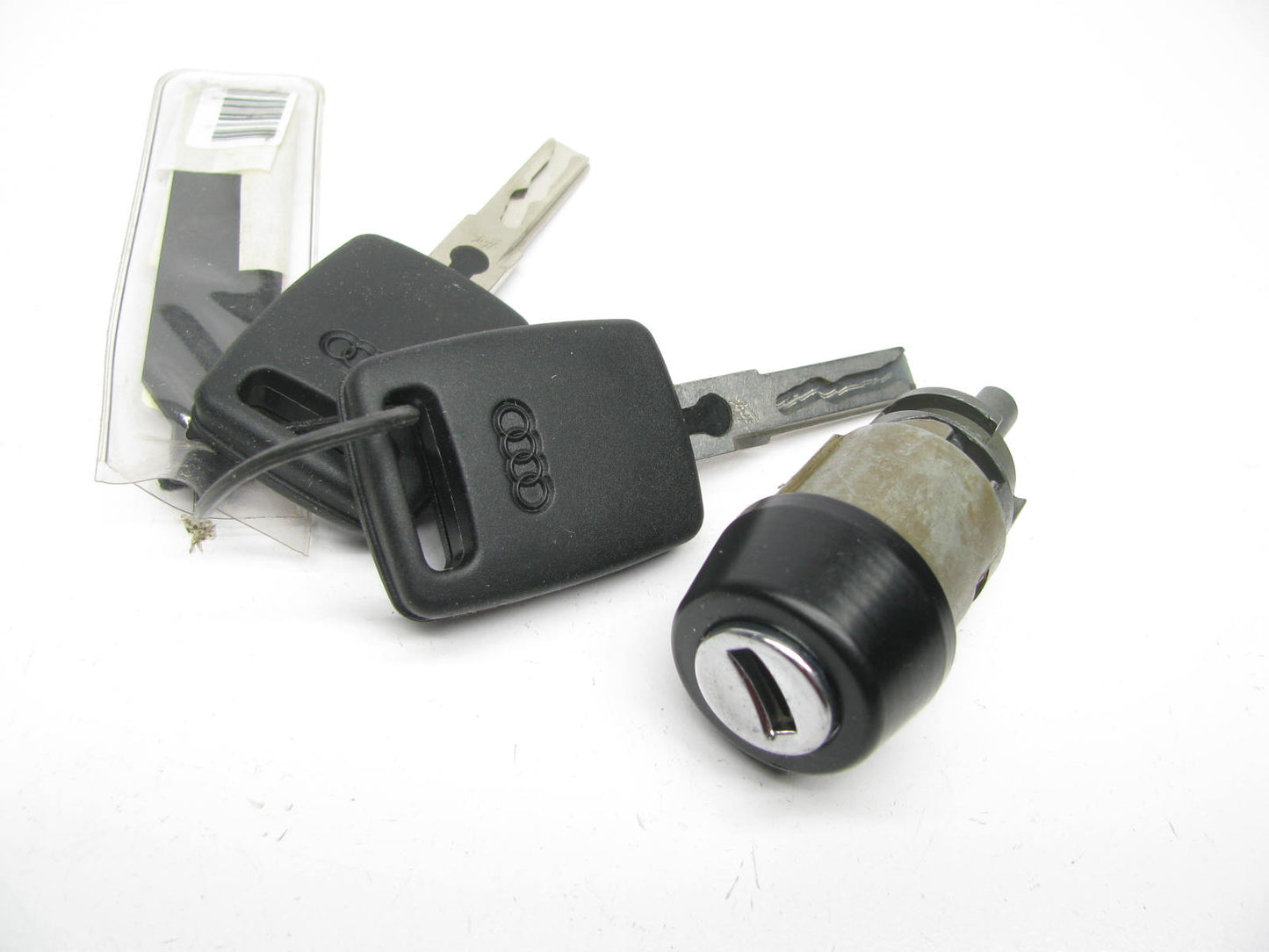 NEW - OEM 8G0-905-855-A Ignition Lock Assembly For 1998 Audi Cabriolet