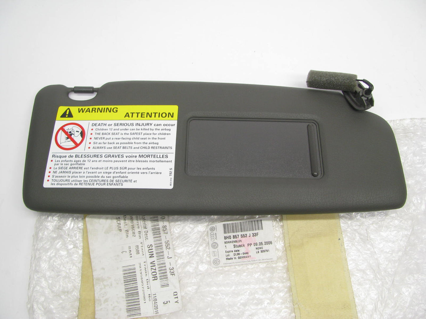 NEW OEM RH Sun Visor Gray 8H0857552J-33F  For 2003-2005 Audi A4 / S4