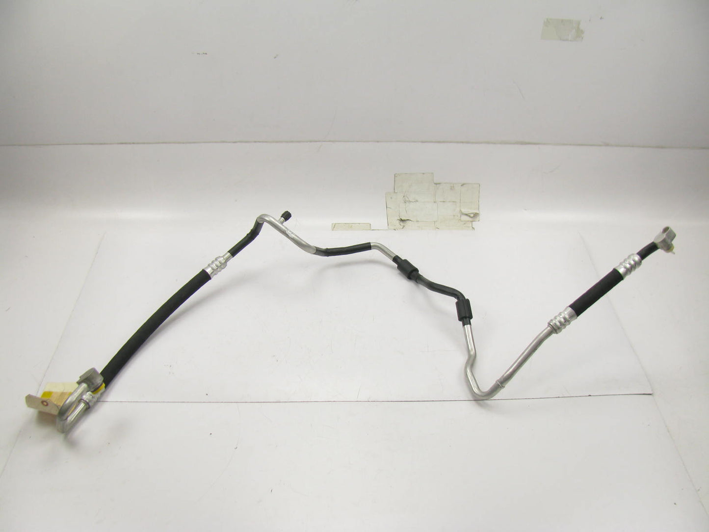 NEW GENUINE A/C Suction Line Hose OEM 08-09 Audi TT Quatro 3.2L V6 8J0820743E