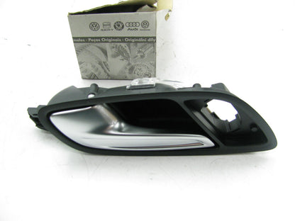 NEW - OEM Audi 8J0837019BH77 Front Left Interior Door Handle