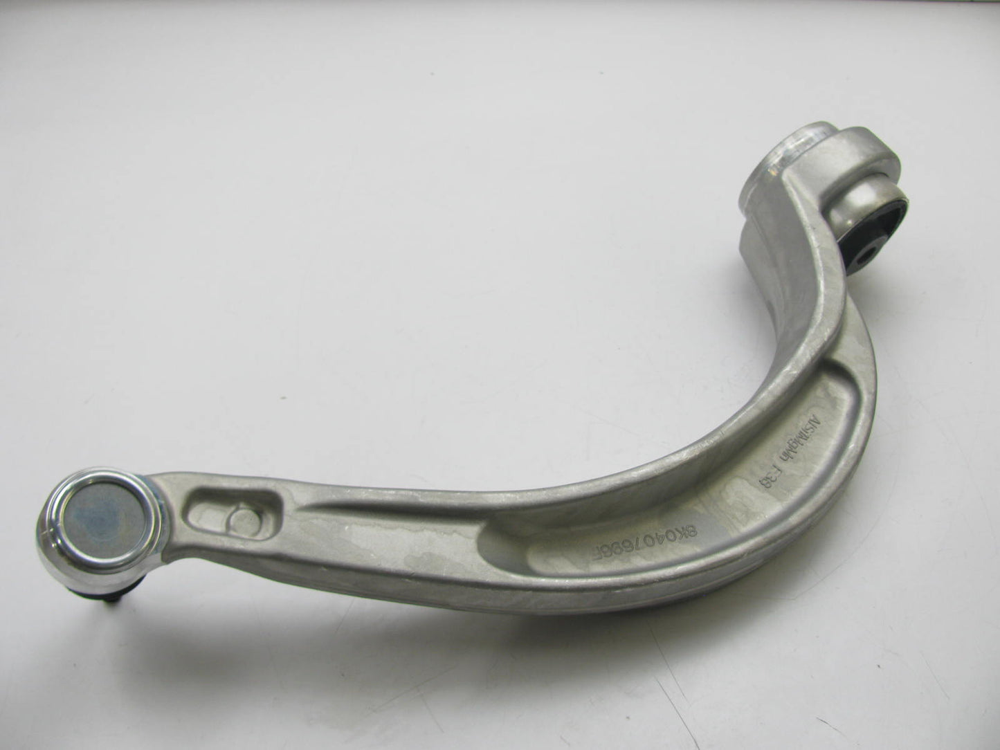 NEW - OEM VW Audi 8K0407694R FRONT RIGHT LOWER REARWARD Control Arm & Ball Joint