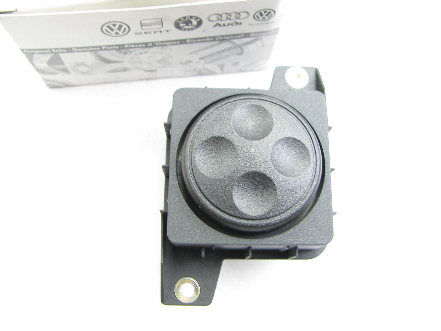 NEW - OEM VW Audi 8L0959777A4PK Front Left Power Seat Lumbar Adjust Switch