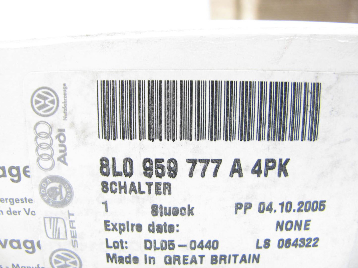 NEW - OEM VW Audi 8L0959777A4PK Front Left Power Seat Lumbar Adjust Switch