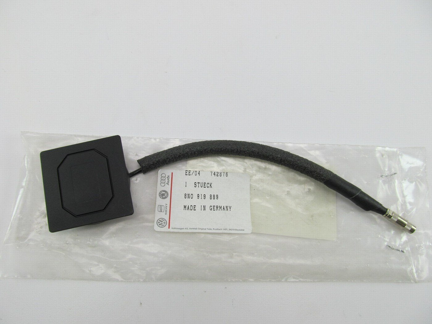 NEW - OEM VW Audi 8N0919889 GPS Navigation System Aerial Antenna 1999-2006 TT