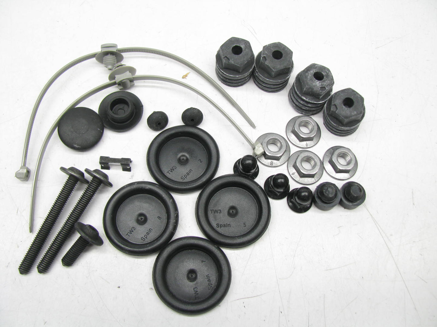 Geniune Oem Audi Attachment Parts For Bonnet 8P0098615A For Audi A3 2004-2013