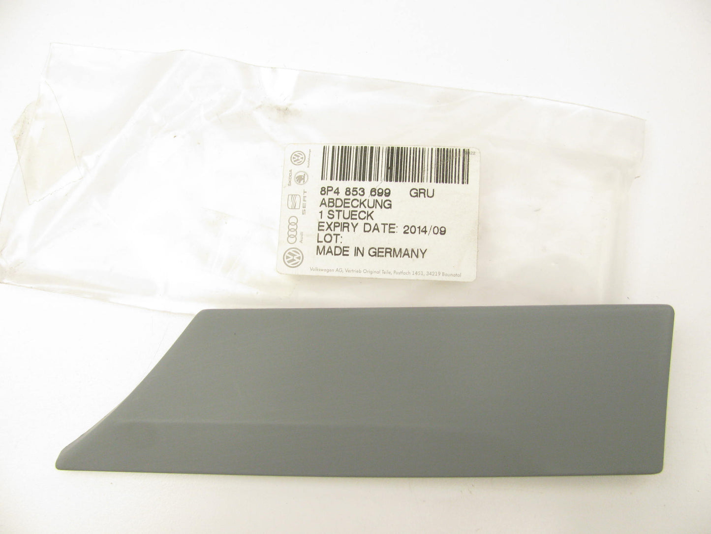 New Genuine OEM Rear Left Quater Panel Trim Moulding For Audi 8P4853699